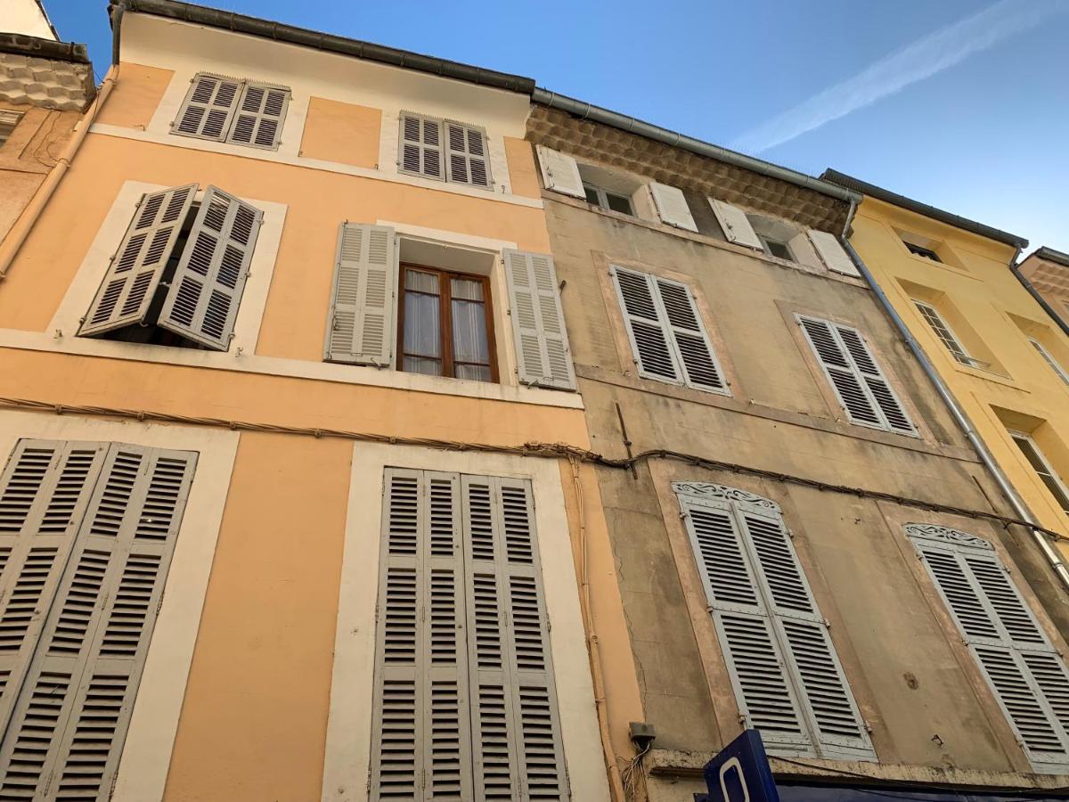 Le Bedarride Apartamento Aix-en-Provence Exterior foto